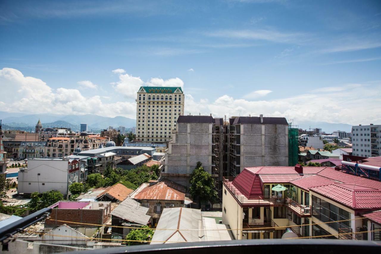 Apartament On Rustaveli Batumi Eksteriør bilde